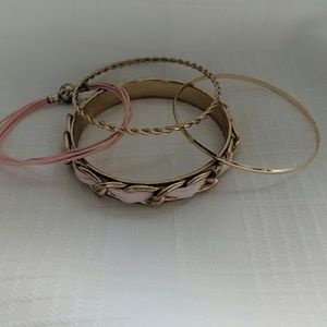 Braclets